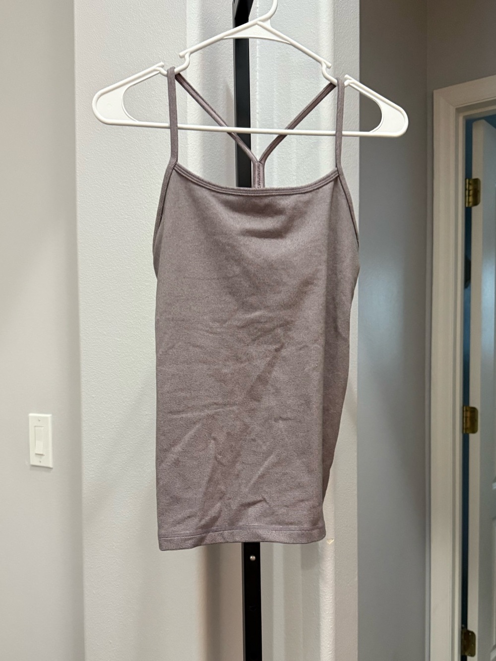 Lululemon Purple Yoga Stripe Power Y Tank Top Women’s Size 8
